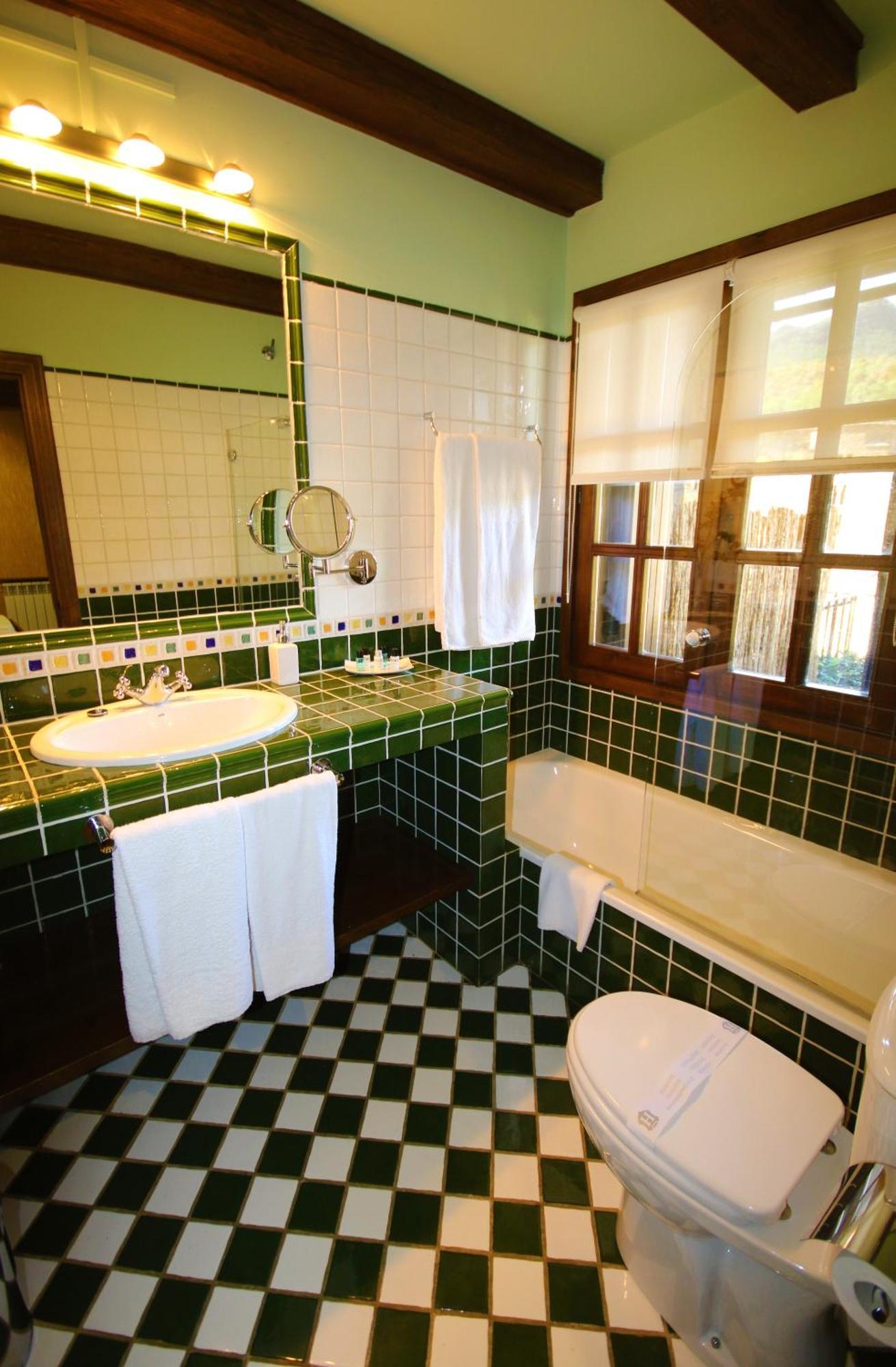 Hotel Rural El Mirador De Los Pirineos Santa Cruz de la Serós المظهر الخارجي الصورة