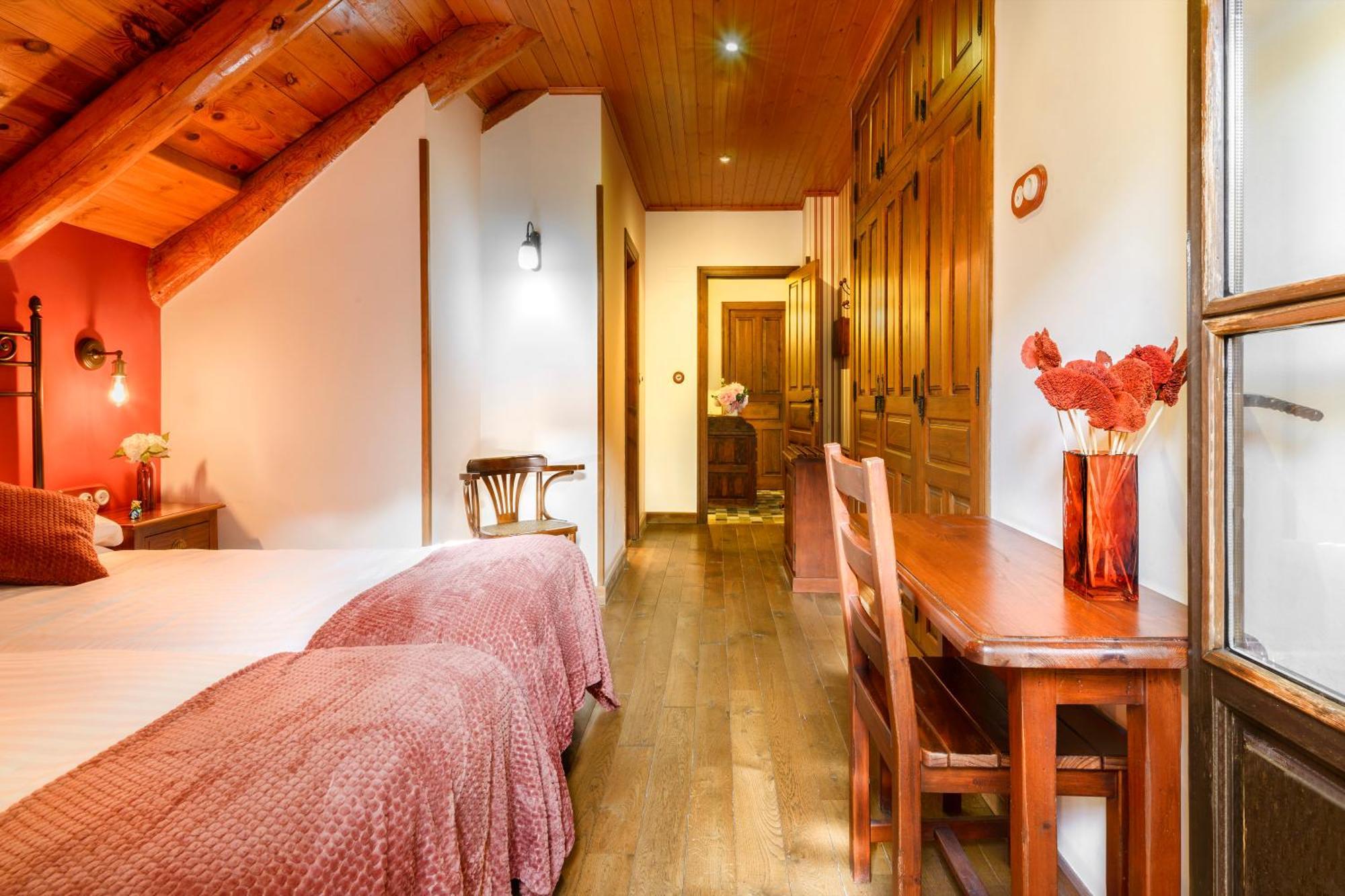 Hotel Rural El Mirador De Los Pirineos Santa Cruz de la Serós المظهر الخارجي الصورة