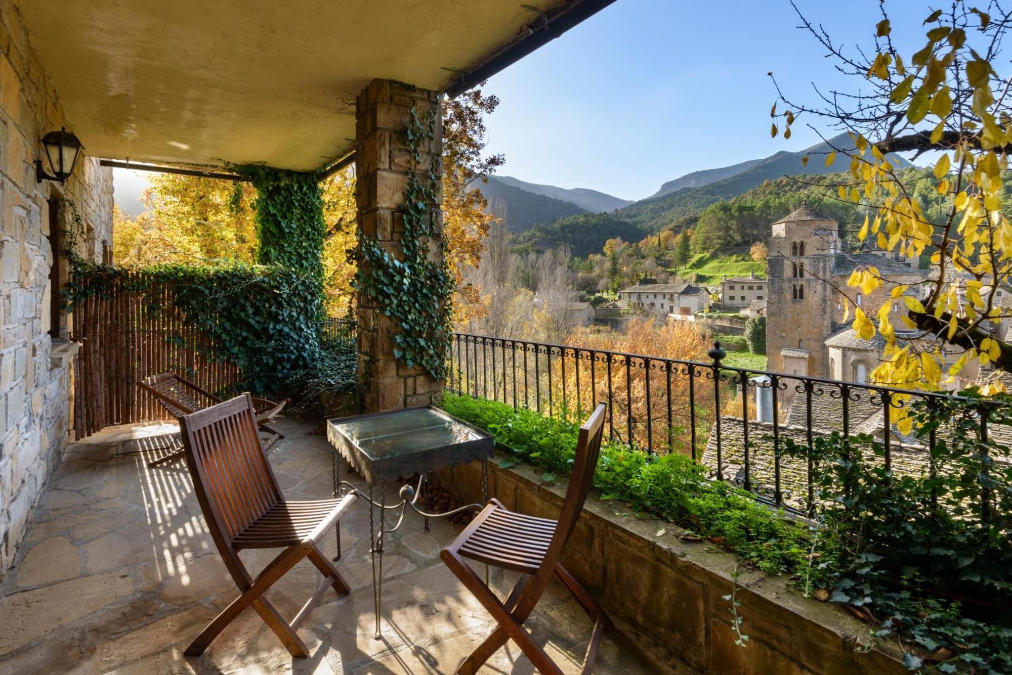 Hotel Rural El Mirador De Los Pirineos Santa Cruz de la Serós المظهر الخارجي الصورة