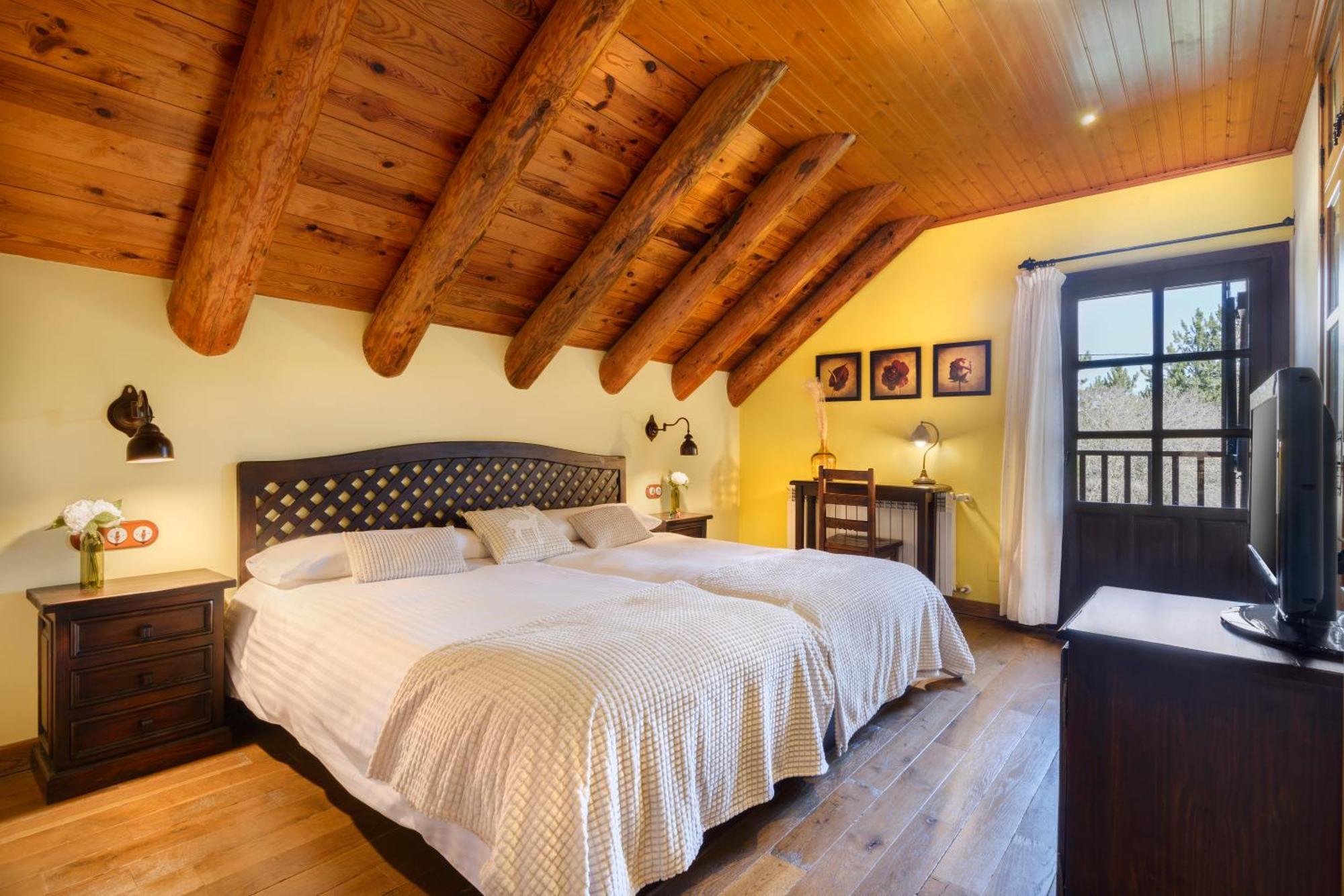 Hotel Rural El Mirador De Los Pirineos Santa Cruz de la Serós المظهر الخارجي الصورة